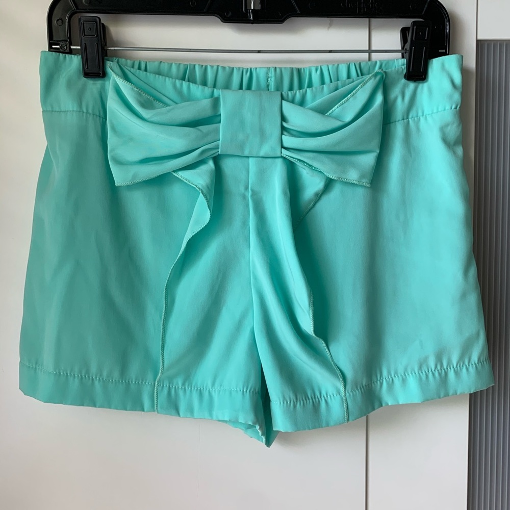 Bow front shorts
